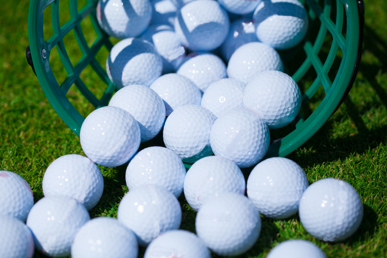 basket-of-golf-balls