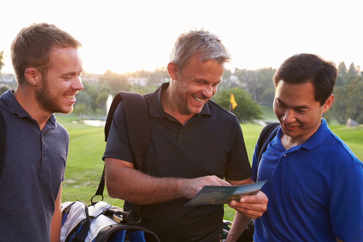 three-men-scoring-golf-game