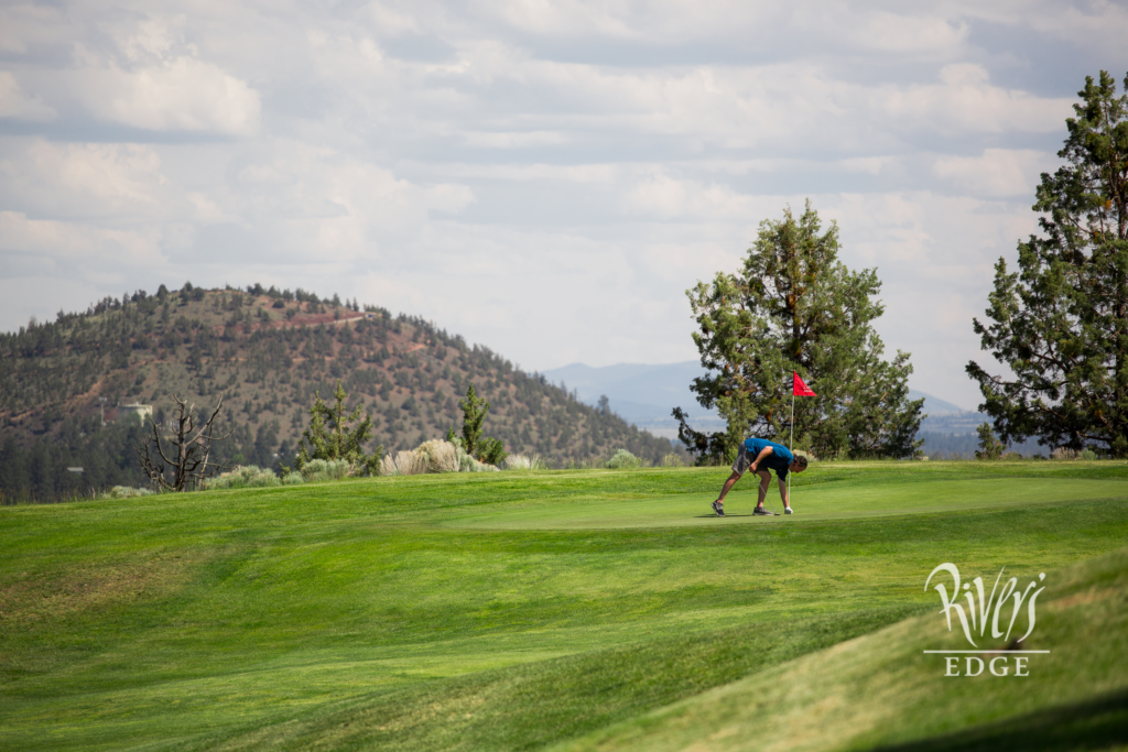 Par Putt at River's Edge Golf Course